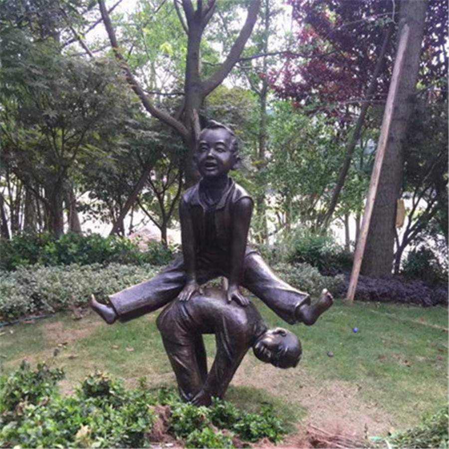 跳大马铸造雕塑